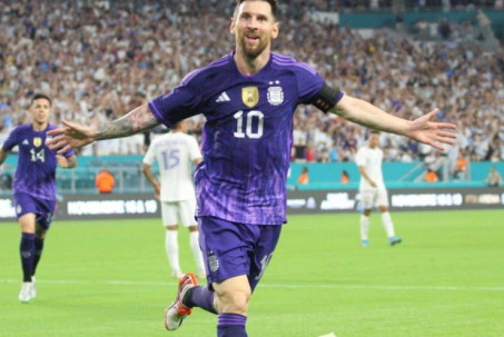 Messi giúp ĐT Argentina đại thắng, cách siêu kỷ lục bất bại mấy trận?