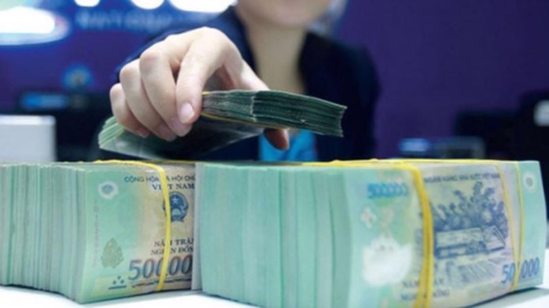 Nóng tuần qua: Ngân hàng nhà nước nâng lãi suất, tiền đồng Việt Nam sẽ mất giá bao nhiêu? - 1