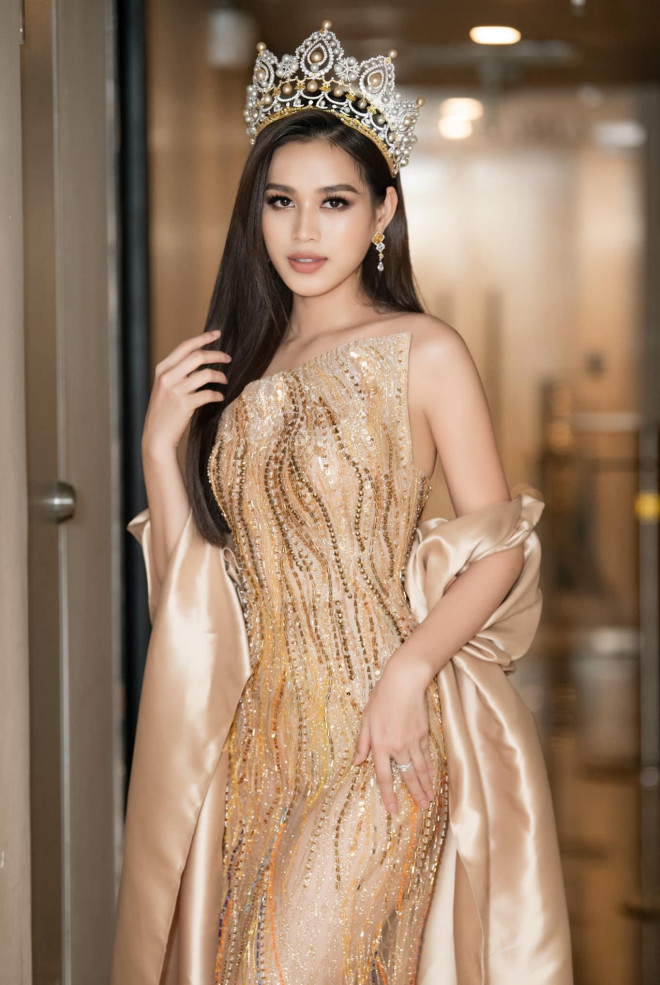 Đỗ Thị Hà: "Bố mẹ làm nông, tôi vẫn đăng quang hoa hậu" - 3