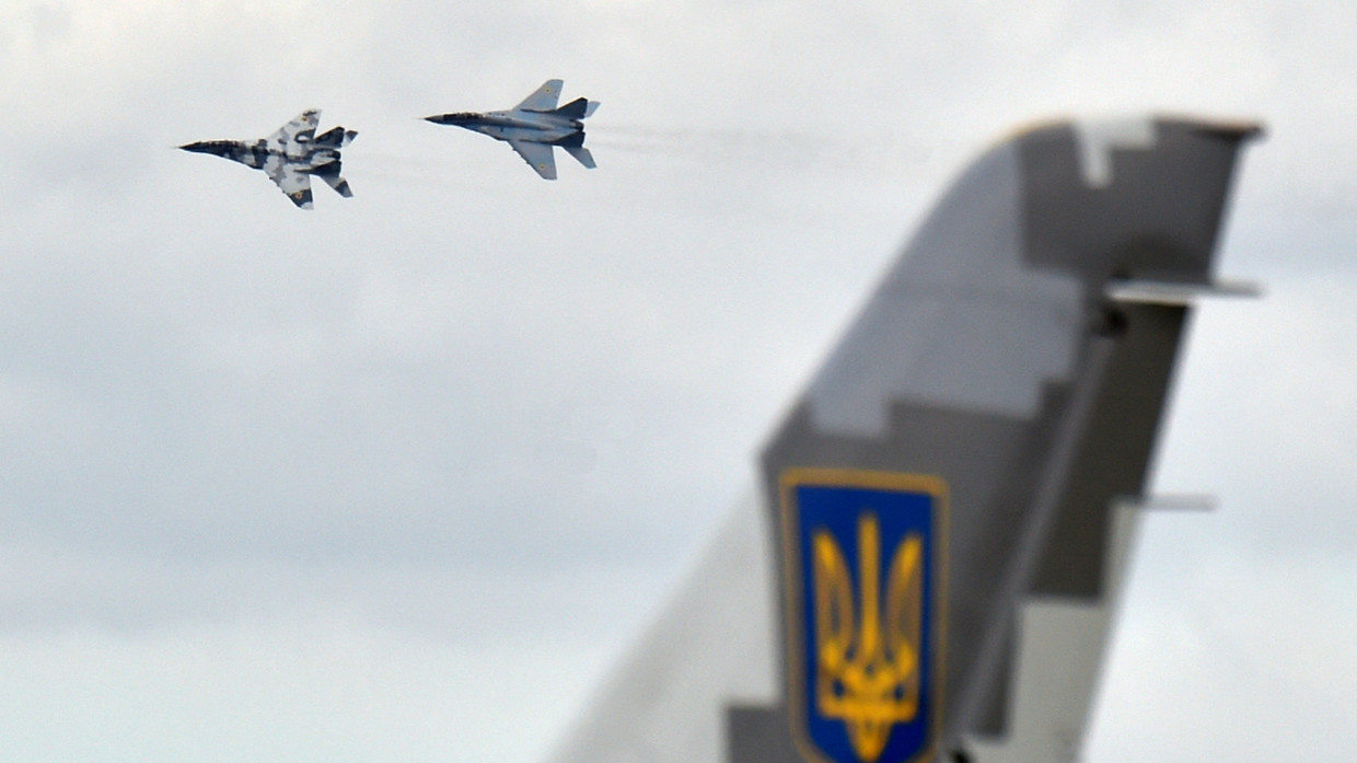 Nga nói chiến đấu cơ bắn rơi thêm 2 tiêm kích MiG-29 Ukraine chuyên mang tên lửa Mỹ - 1