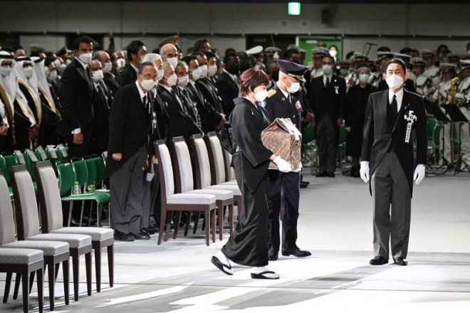 Khoảnh khắc xúc động trong lễ quốc tang cố Thủ tướng Shinzo Abe - 3