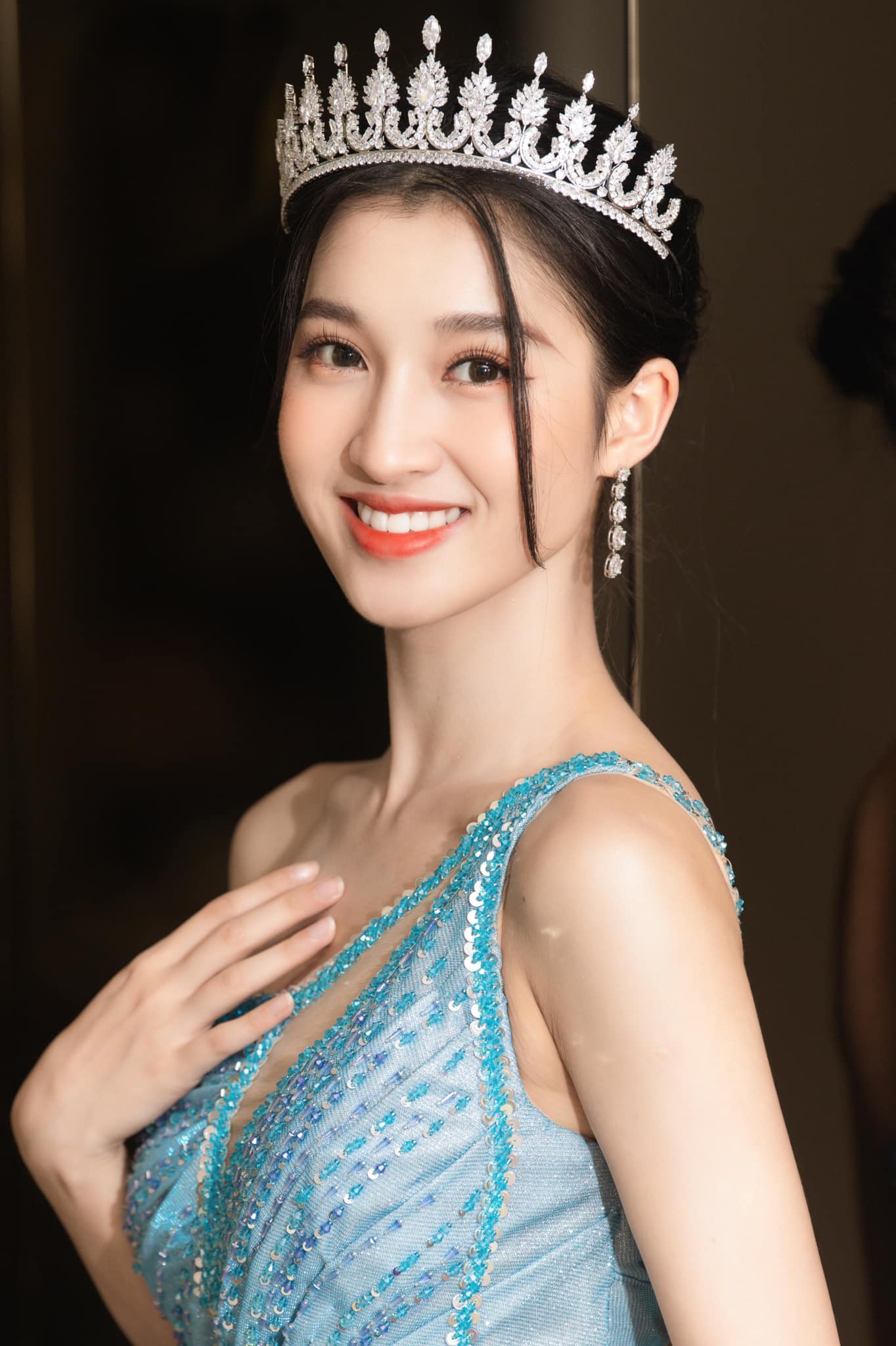 Á hậu quê Thanh Hóa chăm sóc cầu kỳ để có được làn da trắng phát sáng - 2