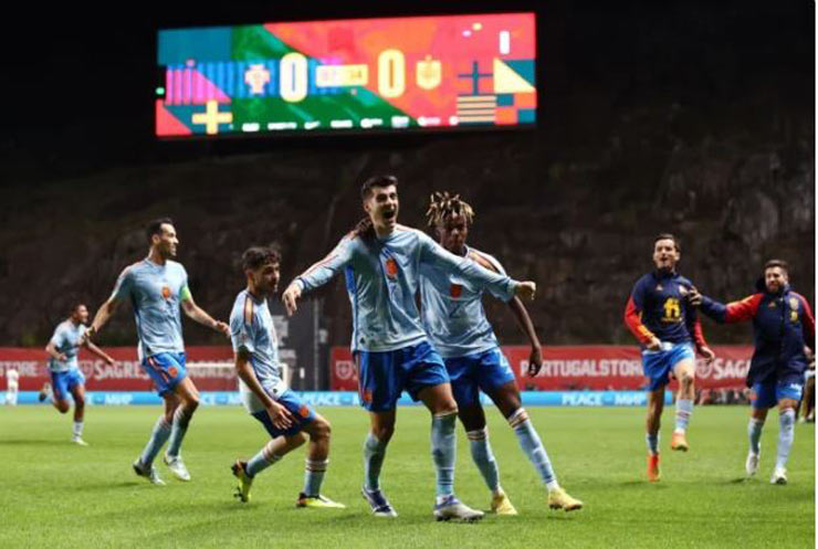 Morata nói gì khi hóa hung thần làm Bồ Đào Nha -  Ronaldo ôm hận? - 1