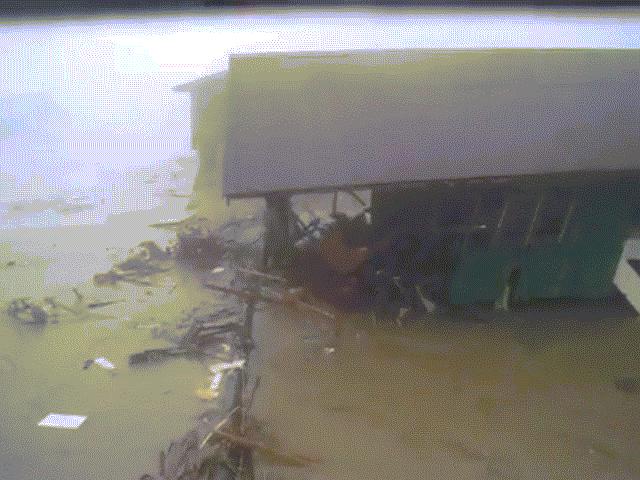 Siêu bão mạnh nhất từng đổ bộ vào Philippines khiến hơn 6.000 người thiệt mạng