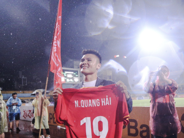 CAHN đăng ký 2 số áo cho Quang Hải, chỉ ra sân từ giai đoạn 2?