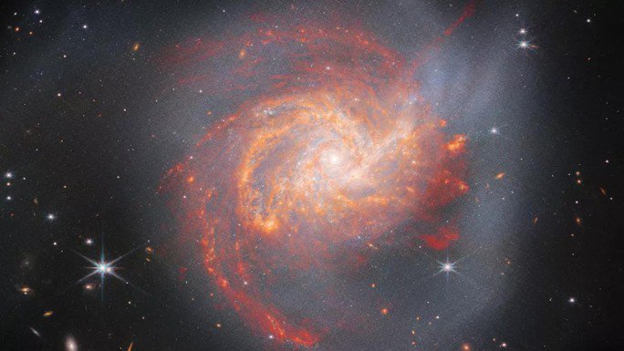 NASA vô tình chụp được tương lai của "quái vật" chứa Trái Đất - 1