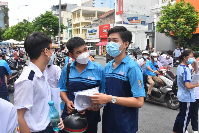 Trường ĐH Bách khoa TP HCM công bố điểm sàn xét tuyển - 1