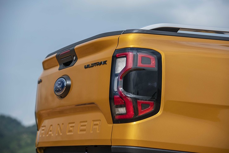 Giá xe Ford Ranger lăn bánh tháng 7/2023, giảm 50% phí trước bạ - 8