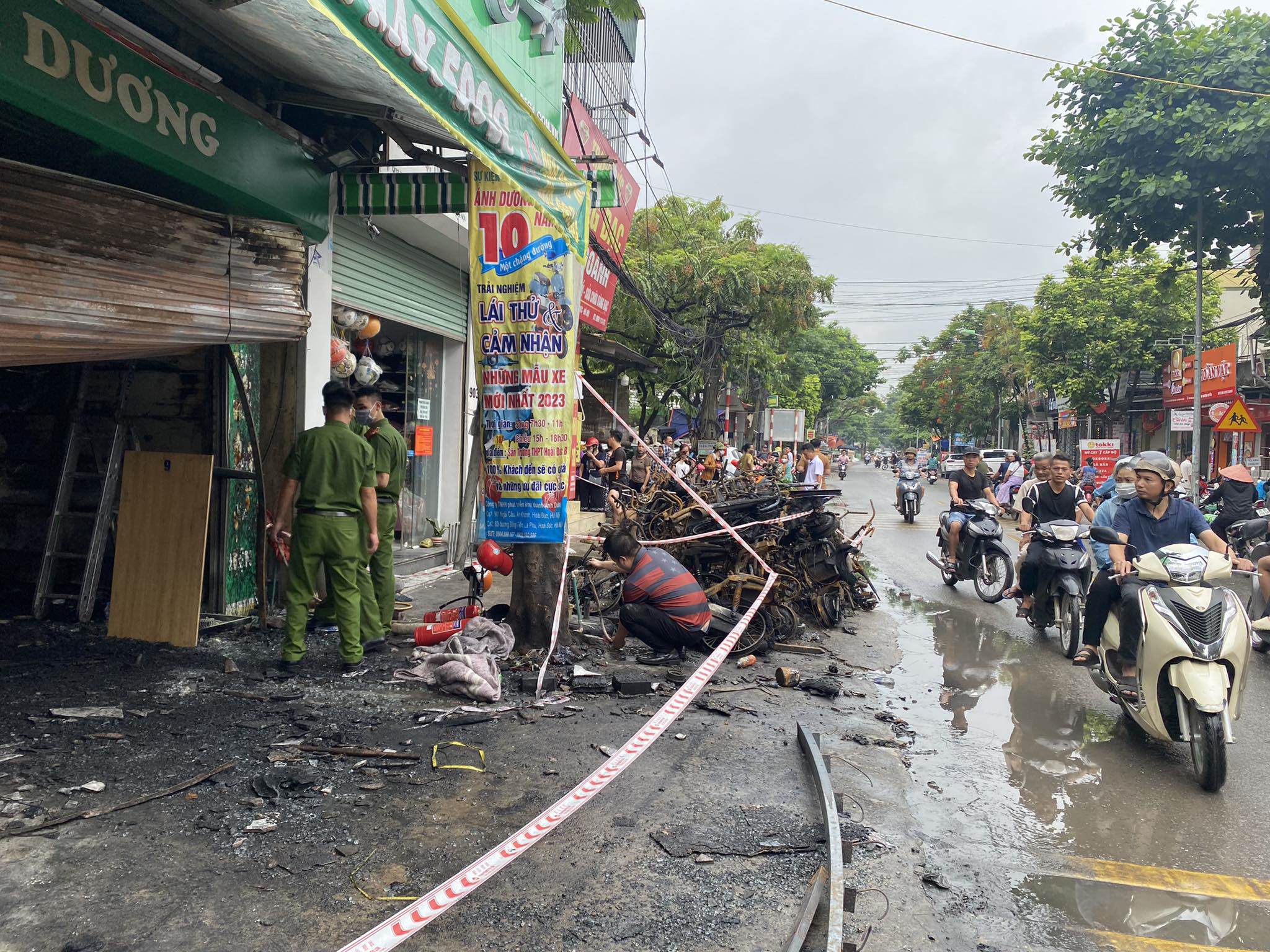 Vụ cháy 3 người trong cùng gia đình tử vong ở Hà Nội: Không một tiếng kêu cứu - 4