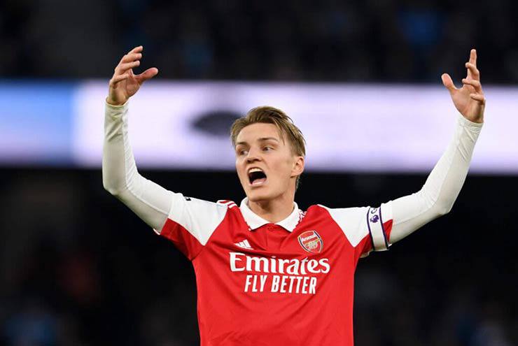 Tin mới nhất bóng đá tối 19/7: Odegaard vẫn tức vì cú hụt ăn của Arsenal - 1