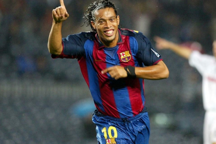 Ronaldinho bị tạm giữ - VnExpress Thể thao