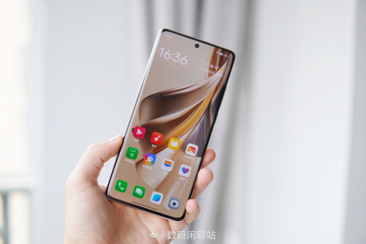 "Chiến binh" tầm trung hỗ trợ sạc nhanh 150W của OnePlus gây choáng - 2