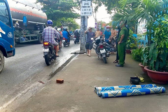 Tai nạn giao thông nghiêm trọng ở Bình Chánh - TP HCM - 1