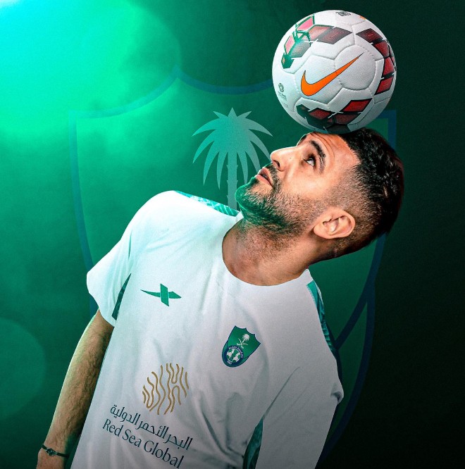 Trực tiếp chuyển nhượng 28/7: Mahrez chính thức rời Man City tới Ahli - 1