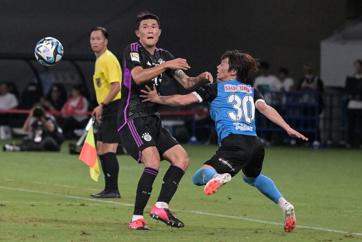 Video bóng đá Kawasaki Frontale - Bayern Munich: Thế trận áp đảo, người hùng bất ngờ (Giao hữu CLB) - 1