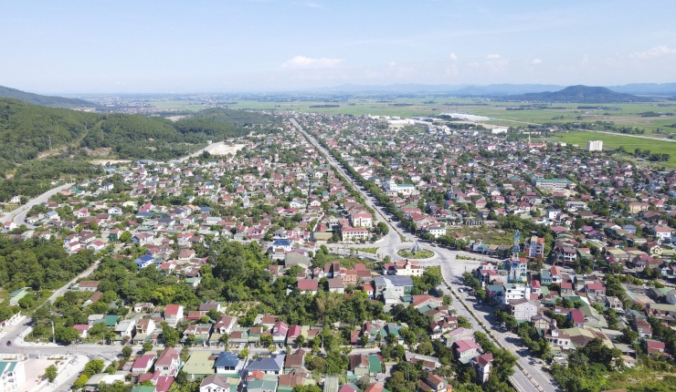 &#39;Đất vàng&#39; giữa trung tâm thành nơi... chăn bò, đổ rác - 1