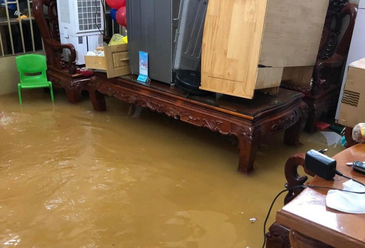 Chùm ảnh: Hàng trăm ngôi nhà ở Đắk Lắk, Đắk Nông bị ngập - 7