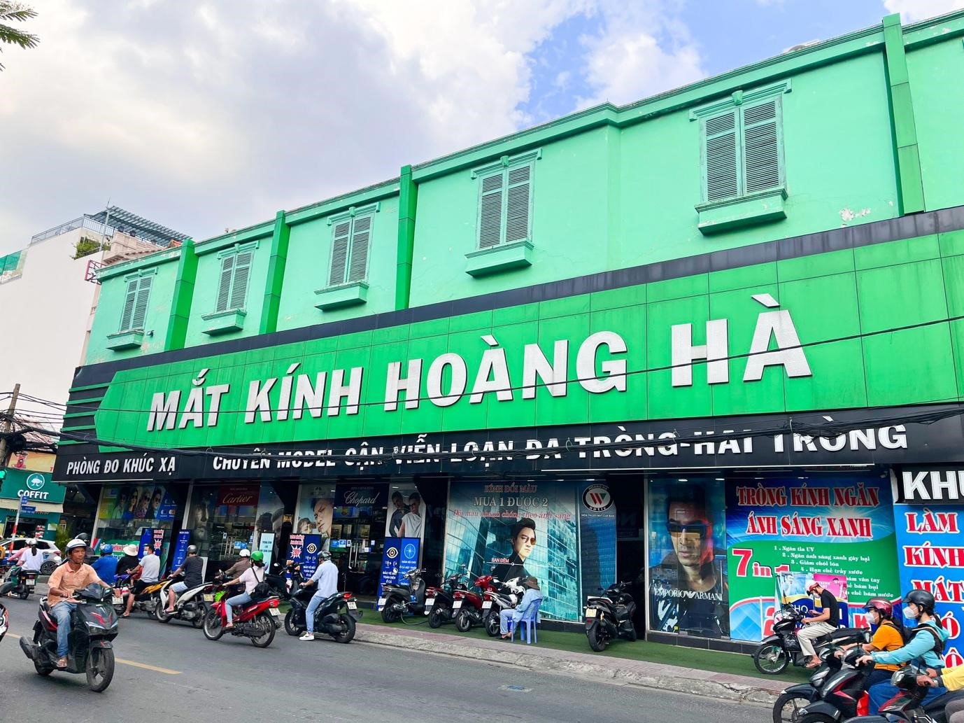 Mua tròng kính Zeiss chính hãng tại Mắt Kính Hoàng Hà - 4