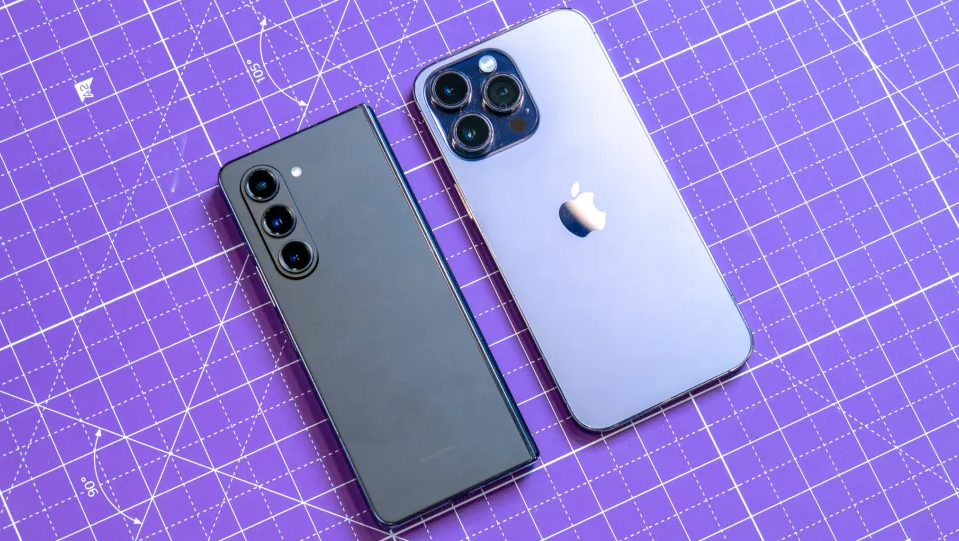 Đọ camera Galaxy Z Fold 5 và iPhone 14 Pro Max: Ai "đỉnh" hơn? - 14