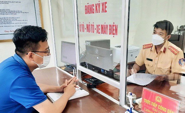 Những lưu ý quan trọng khi mua bán ô tô, xe máy từ 15-8 - 1