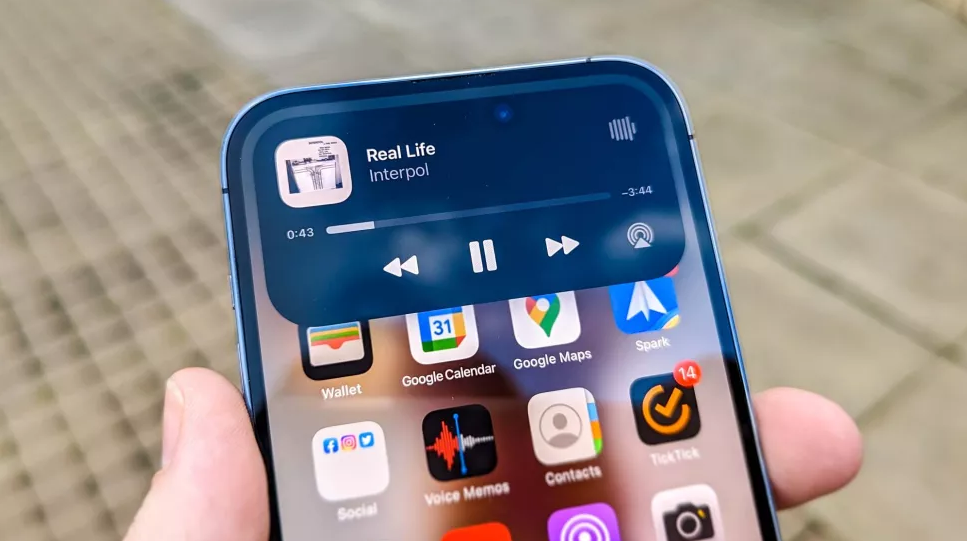 iPhone Flip sẽ đá bay mọi "đối thủ" theo cách này - 2