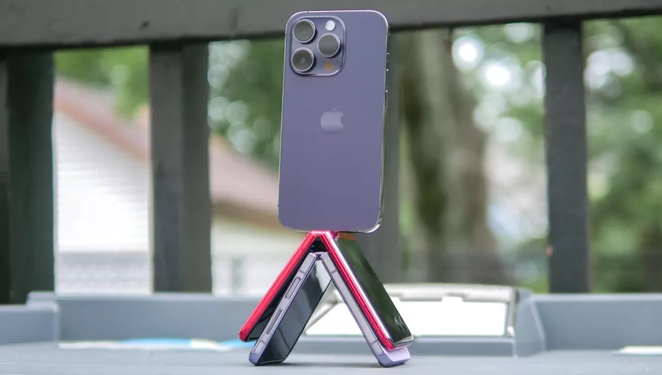iPhone Flip sẽ đá bay mọi "đối thủ" theo cách này - 5