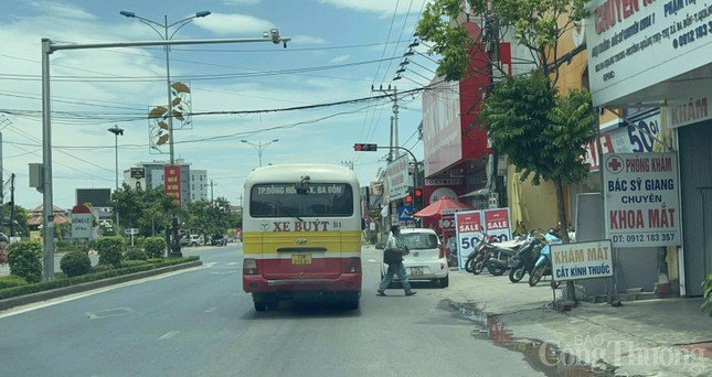 Một xe bus ở Quảng Bình vi phạm tốc độ gần 500 lần trong... 1 tháng - 1