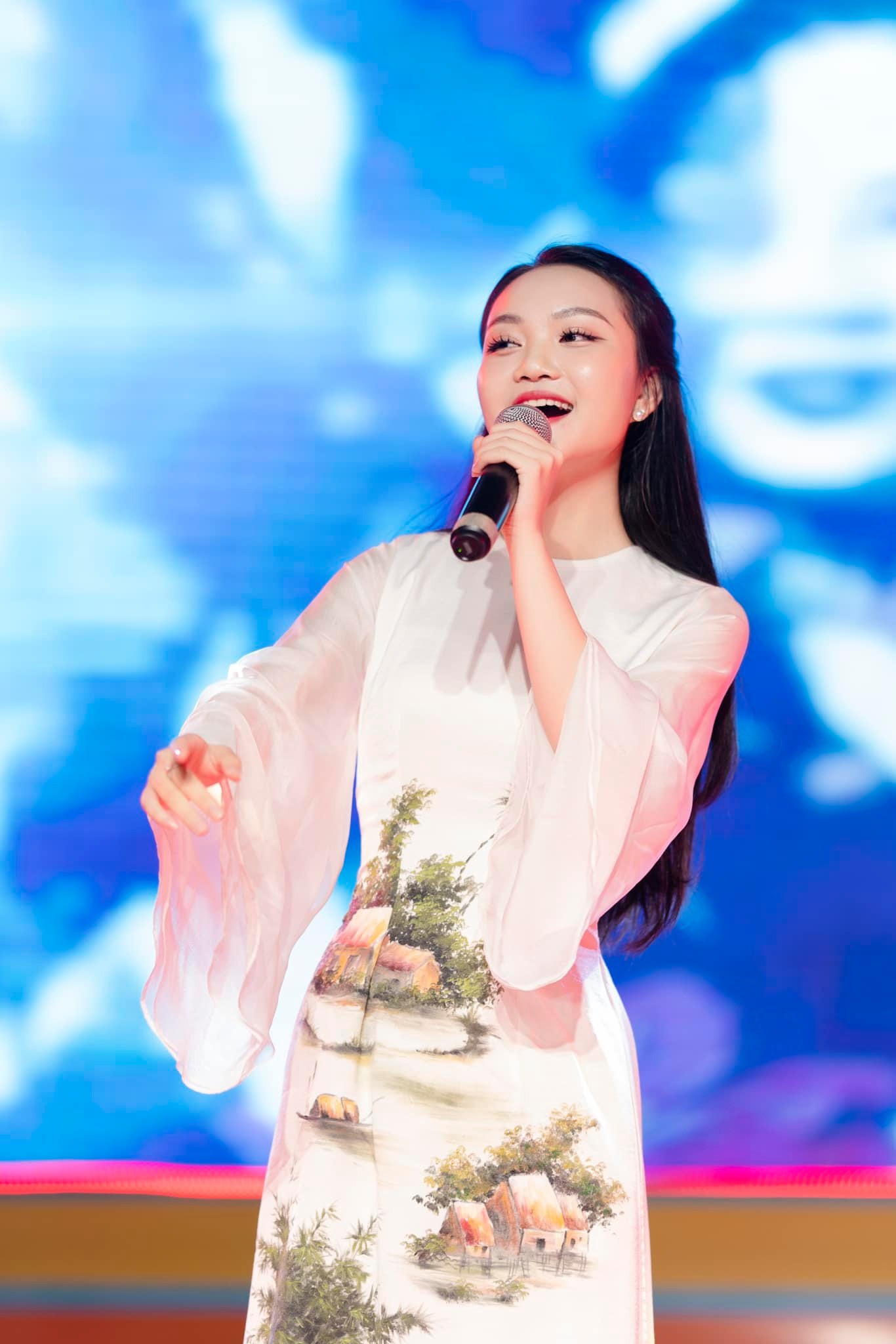 Hương Tràm trở lại âm nhạc, nhiều ca sĩ xứ Nghệ thành công với dòng nhạc riêng - 11