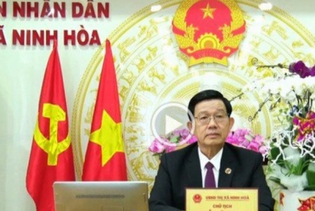 Bị kỷ luật cảnh cáo, Chủ tịch thị xã Ninh Hòa nộp đơn van lơn kể từ chức