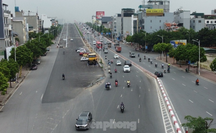 Cận cảnh &#34;điểm đen&#34; ùn tắc nút giao Cổ Linh - Đàm Quang Trung, nơi chuẩn bị xây hầm chui - 5