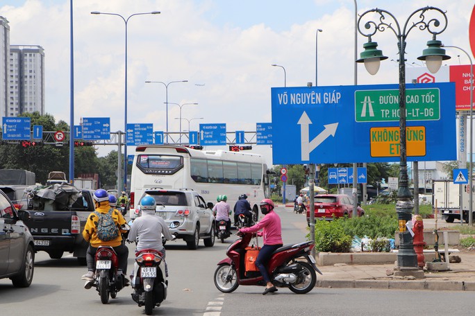 Hình ảnh một phần đường Xa lộ Hà Nội chính thức thành đường Võ Nguyên Giáp - 4