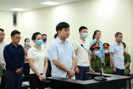 Nhìn lại 4 vụ án nhưng mà ông Nguyễn Đức Chung ‘dính chàm’