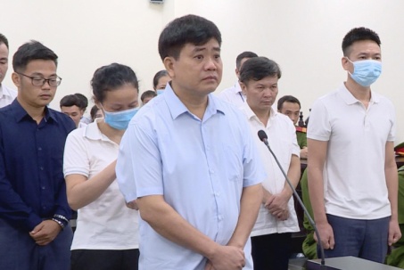 Vụ “nâng khống giá chỉ cây xanh”: VKS kiến nghị nút án so với ông Nguyễn Đức Chung và 14 bị cáo