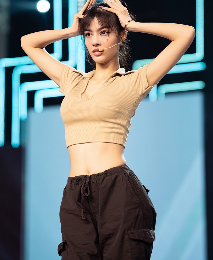 Đoàn Thiên Ân đội vương miện đọ dáng cùng dàn Hoa hậu, Á hậu ở chung kết Miss Grand Vietnam 2023 - 12