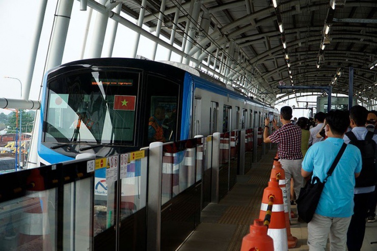 Hôm nay, metro số 1 chạy thử toàn tuyến - 1