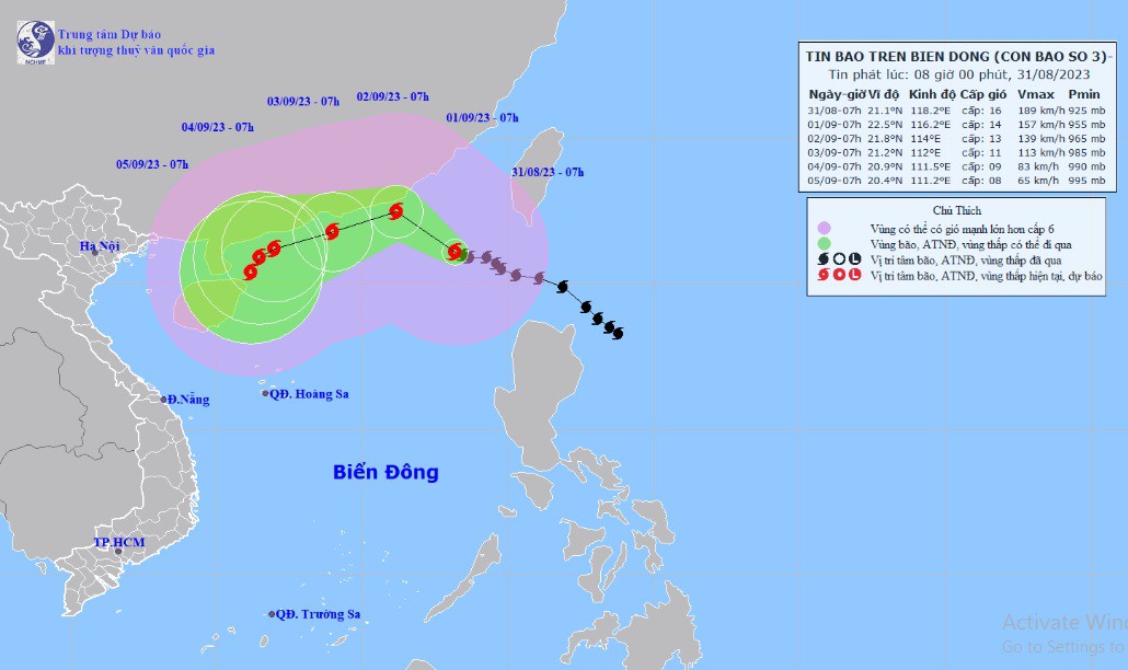 Vị trí, cường độ siêu bão Sao La giật cấp 17 trên Biển Đông sáng 31/8 - 1