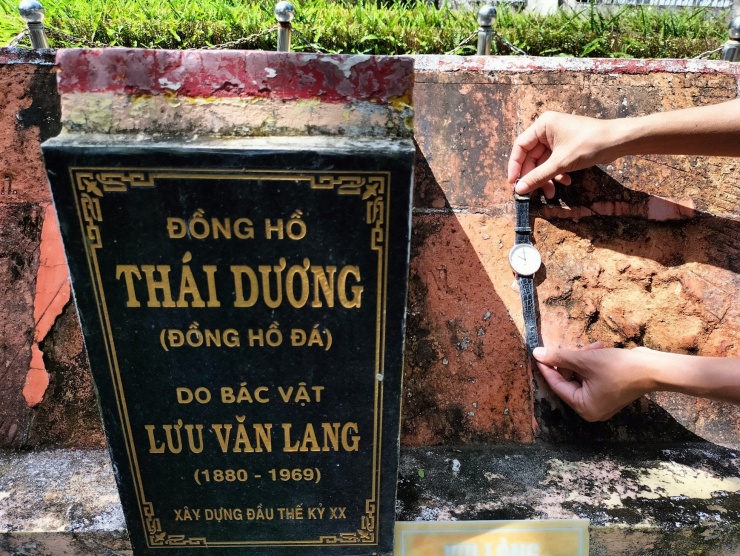 Đồng hồ đá hơn 100 tuổi &#39;có một không hai&#39; ở Việt Nam kêu cứu - 3