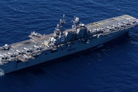 Hàn Quốc: Nhóm tàu chiến Mỹ phô diễn sức mạnh ở vùng biển gần Trung Quốc sau 10 năm