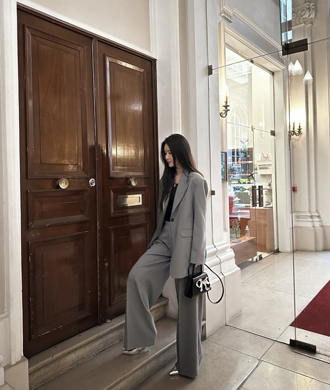 Cách mặc đẹp 2 kiểu blazer hot nhất năm nay - 3