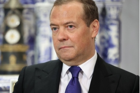 Ông Medvedev lên tiếng sau thông tin tỷ phú Musk "tắt Starlink ngăn Ukraine tập kích Crimea"