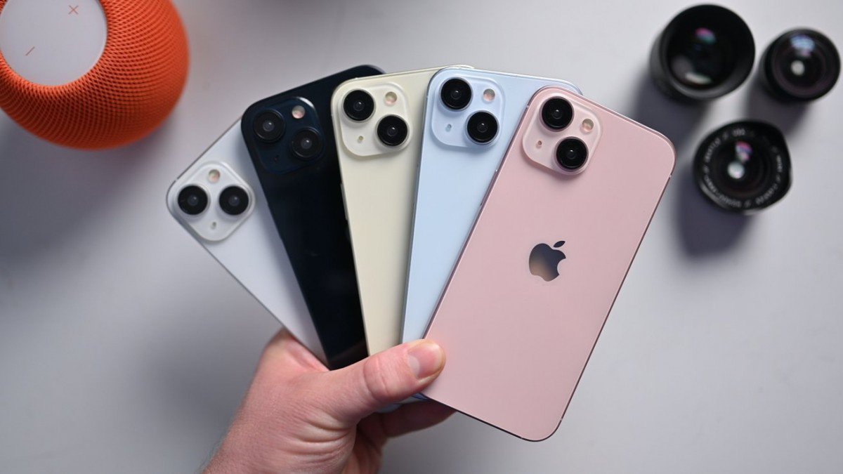 HOT: Trên tay mô hình iPhone 15 và iPhone 15 Pro đủ màu trước giờ G - 1