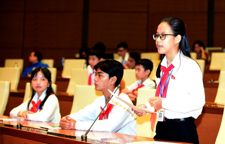 263 đại biểu thiếu nhi bàn giải pháp bảo vệ trẻ em khỏi bạo lực và an toàn trên mạng - 9