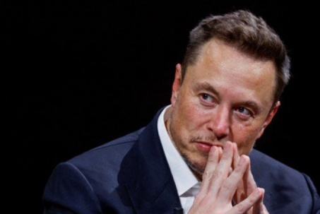 Tỷ phú Elon Musk lên tiếng về tin đồn 'tắt mạng Starlink để ngăn Ukraine tấn công Crimea'