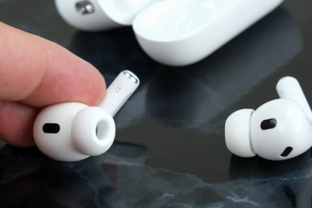 Chỉ upgrade nhỏ với giá chỉ ko thay đổi, AirPods Pro 2 đang được như hổ nẩy tăng cánh