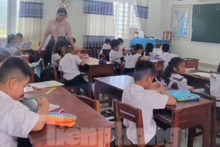 Đà Nẵng: Mỗi ngày hàng nghìn học sinh mắc bệnh đau mắt đỏ