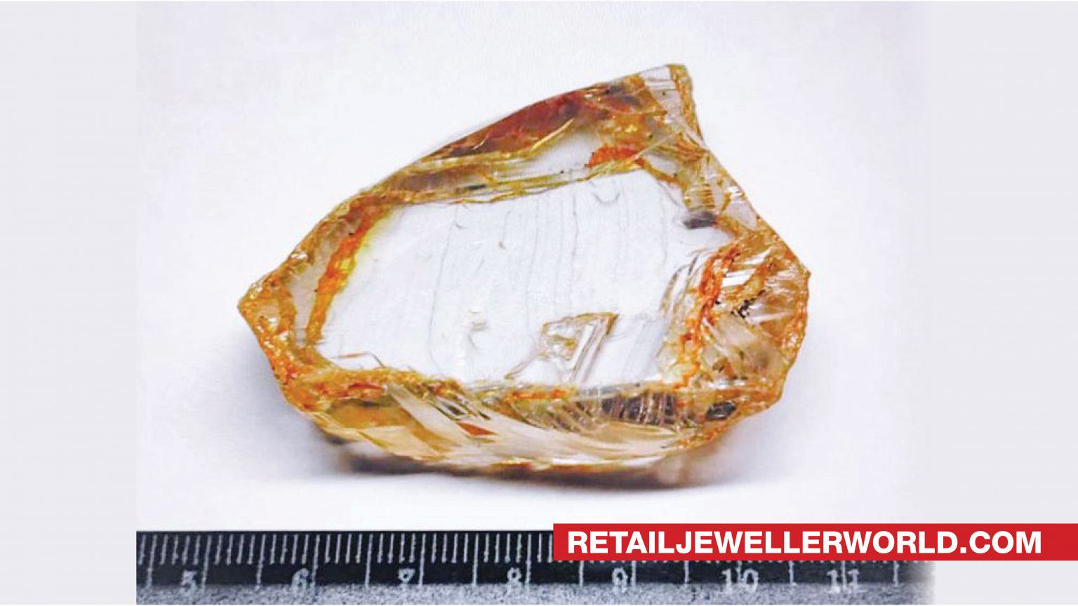 Nước này vừa tìm ra viên kim cương lớn nhất trong cả thập kỷ - 1