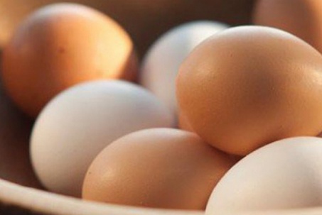 3 món ăn bài thuốc từ trứng gà tốt cho người đau mắt đỏ
