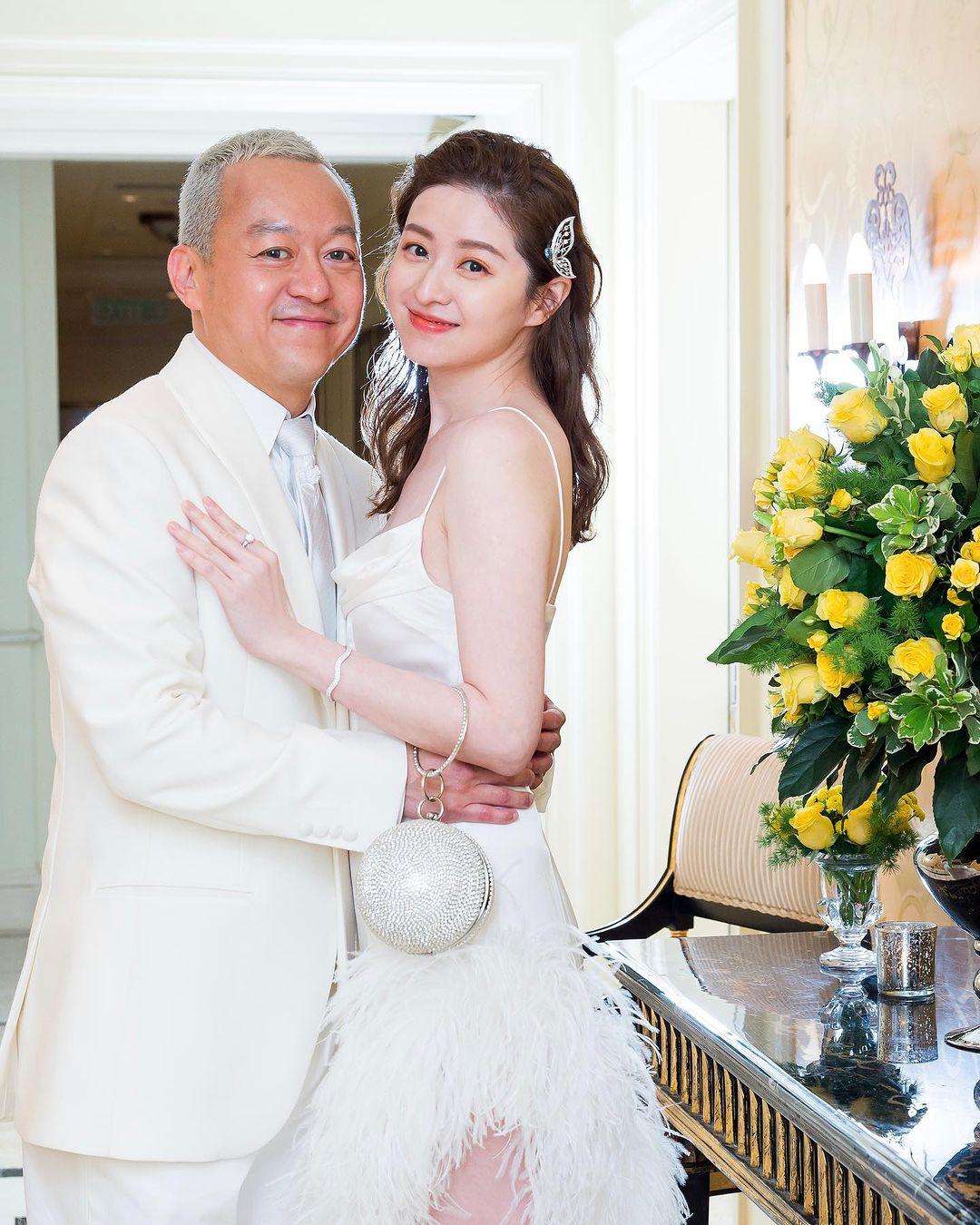 Mỹ nhân Hong Kong lấy chồng đại gia hơn 12 tuổi, 3 lần sinh nở vẫn trẻ đẹp như tiên tử - 3