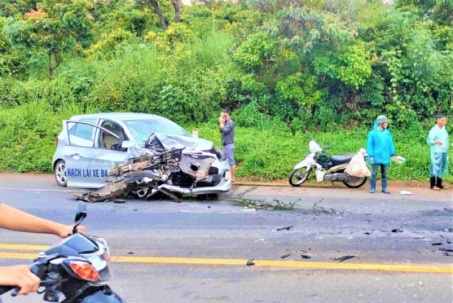 Tin mới vụ thầy giáo dạy lái tử vong sau va chạm giao thông