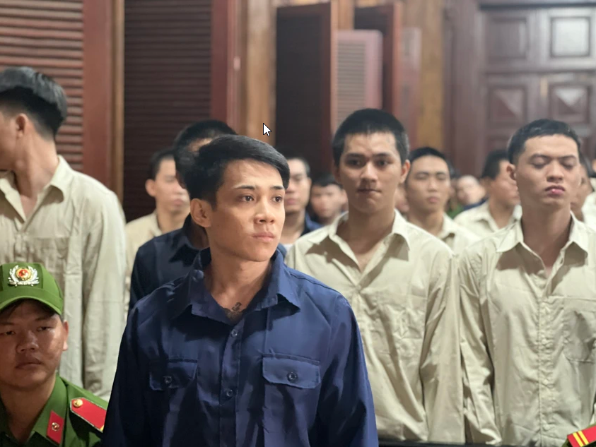 Tuyên án 94 bị cáo mặc áo cam đi đánh nhau ở Bình Tân - 1
